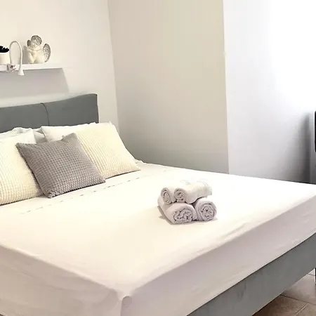 Ester Apartman *