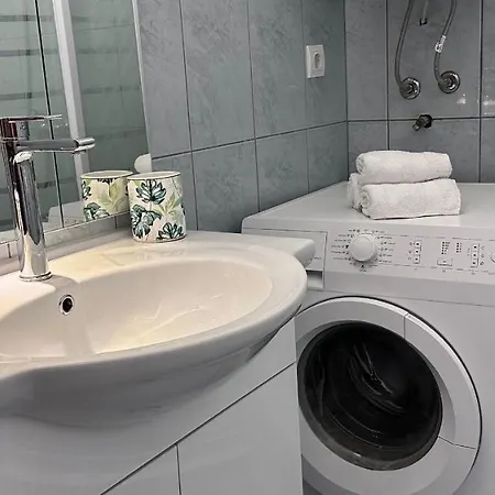 Ester Apartment