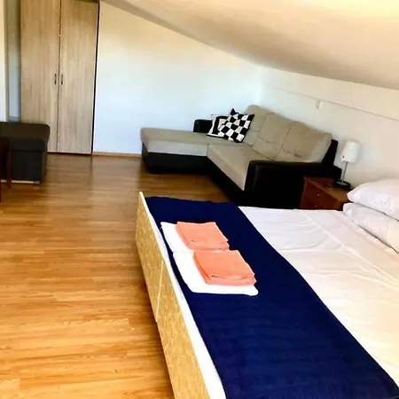 Apartment Ester *