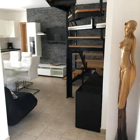 Apartman Ester *