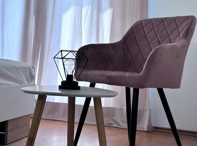 شقة Ester لوبار